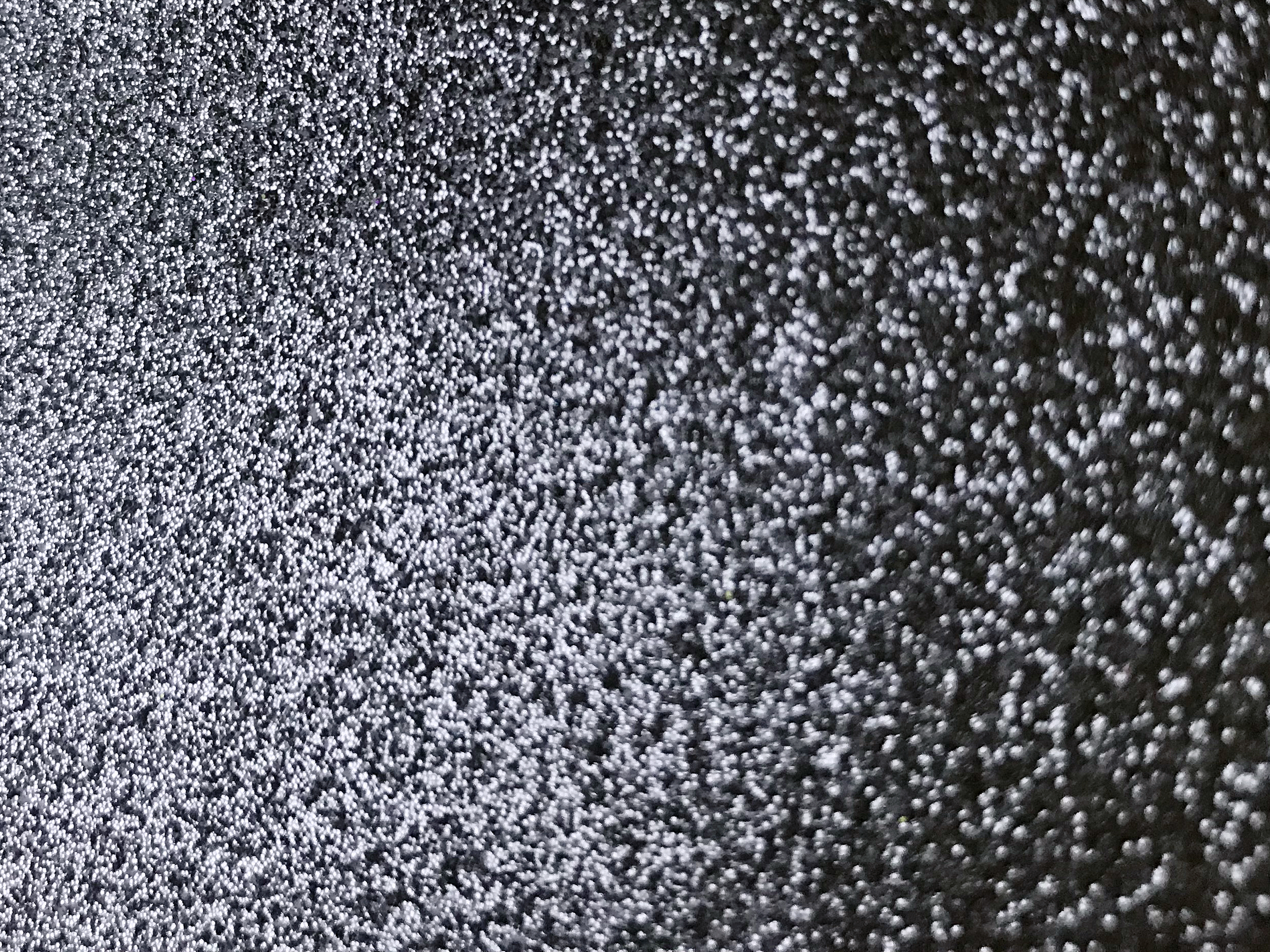 Flake Systems vs. Metallic Epoxy: Which One’s Right for You?